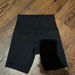 Lululemon biker shorts